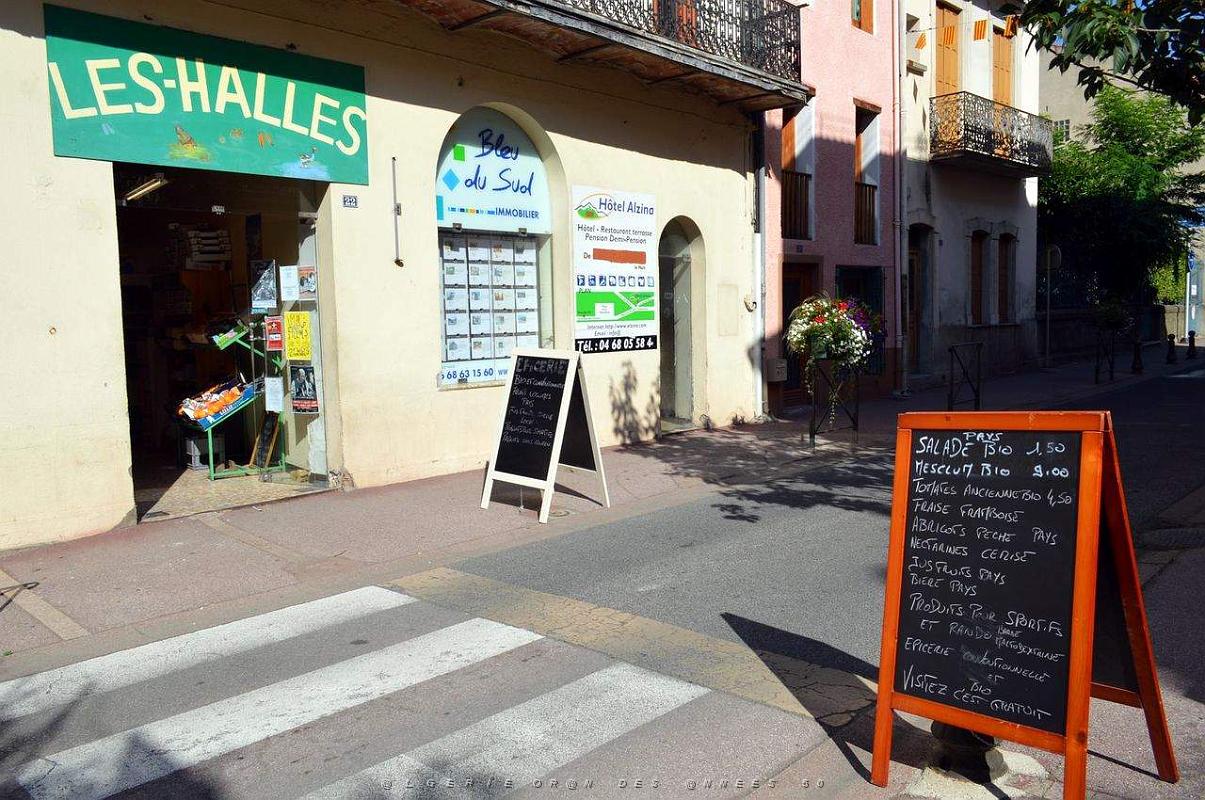1 VERNET LES BAINS - PO - LE VIILAGE (4).JPG
